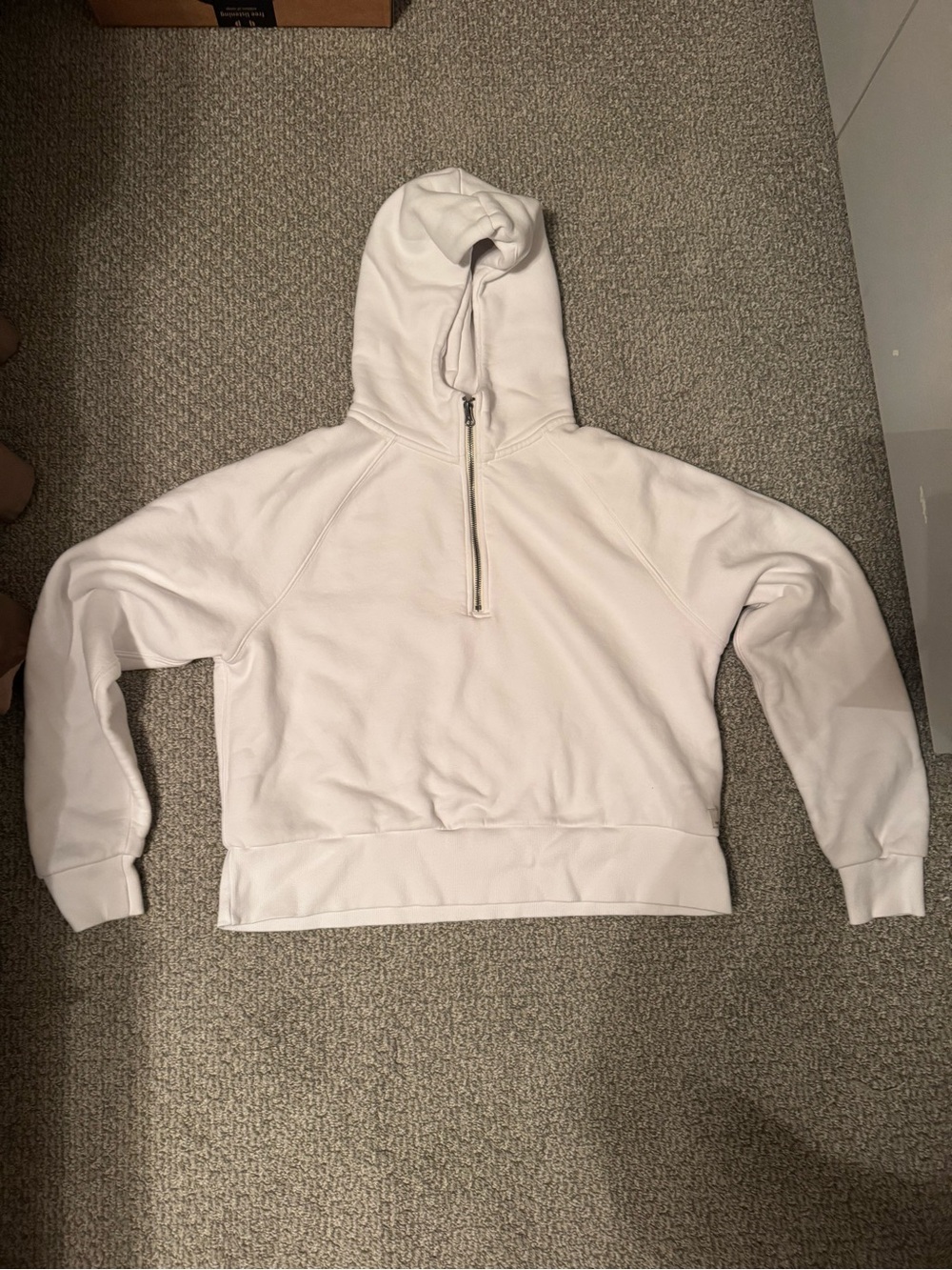 Vuori Women's white Half-Zip Hoodie